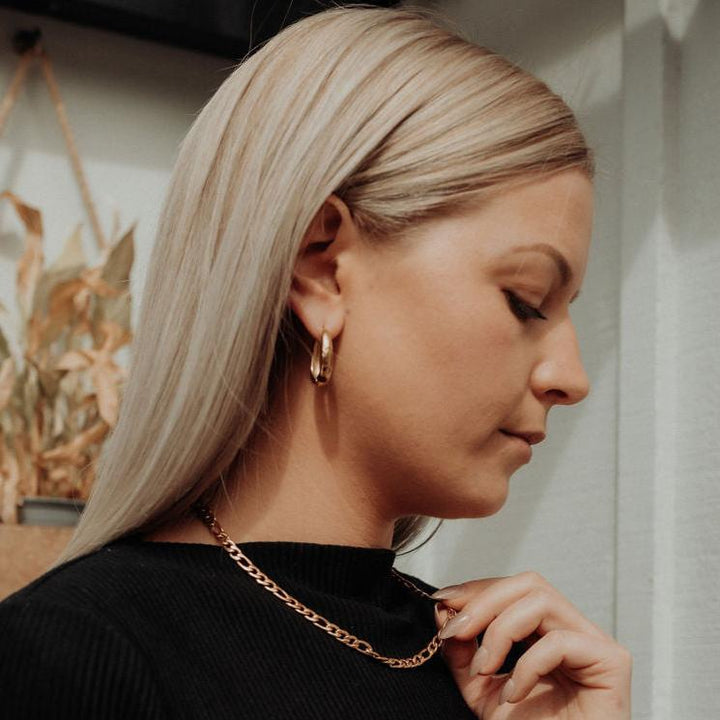 Maeve Hoops