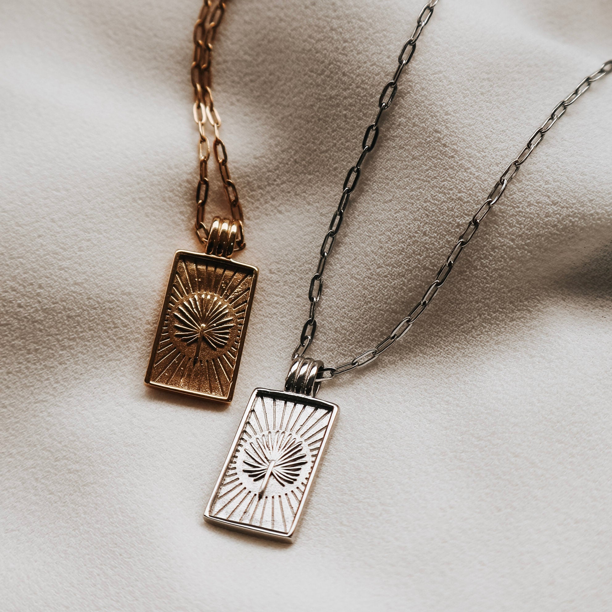 Palm Necklace