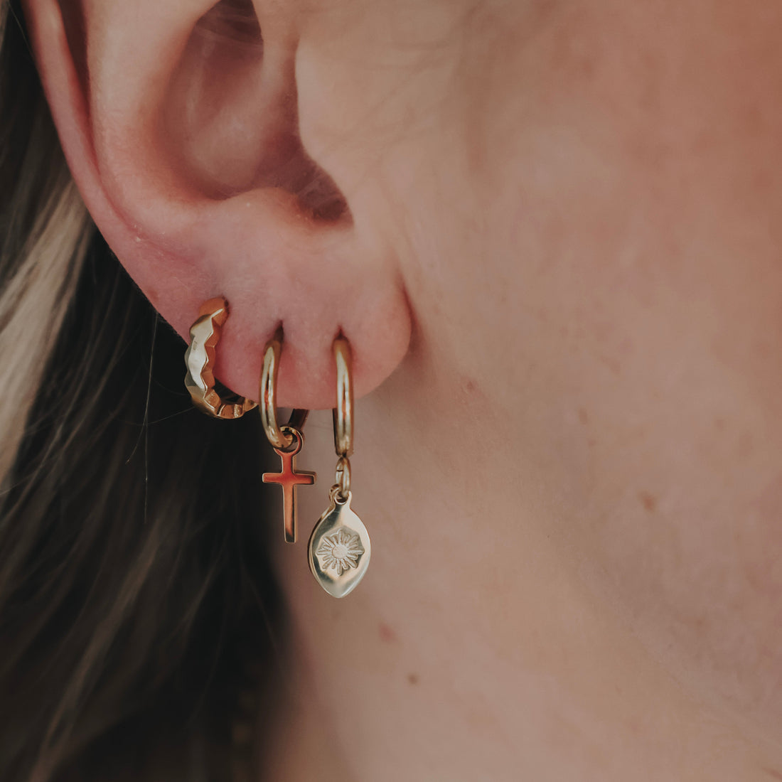 Cross Hoops