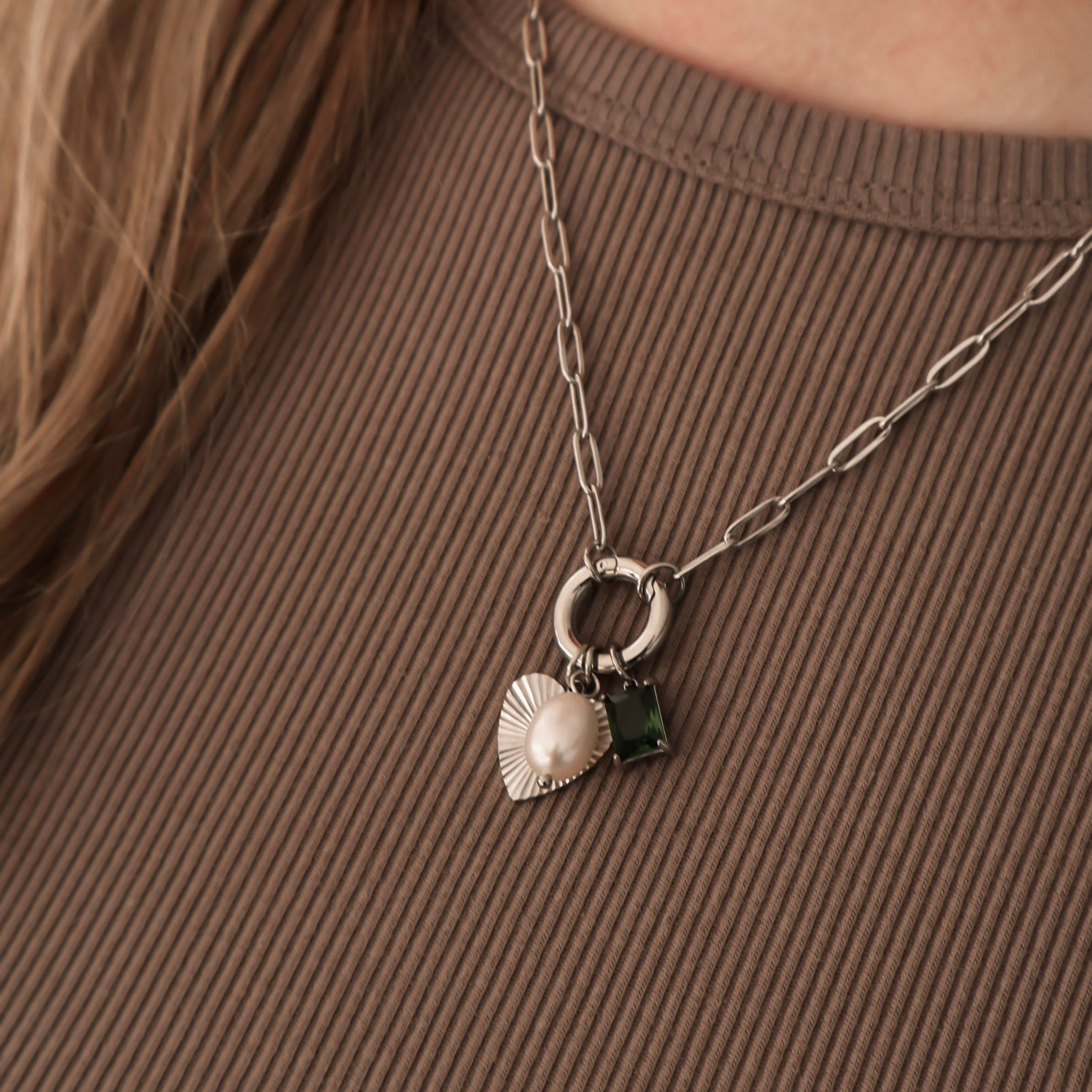 Ivy Charm