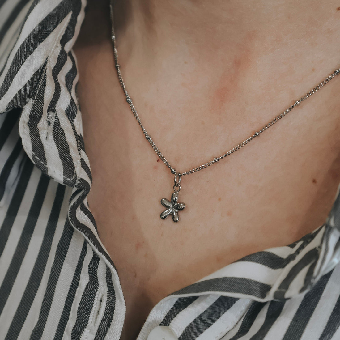 Flower Necklace